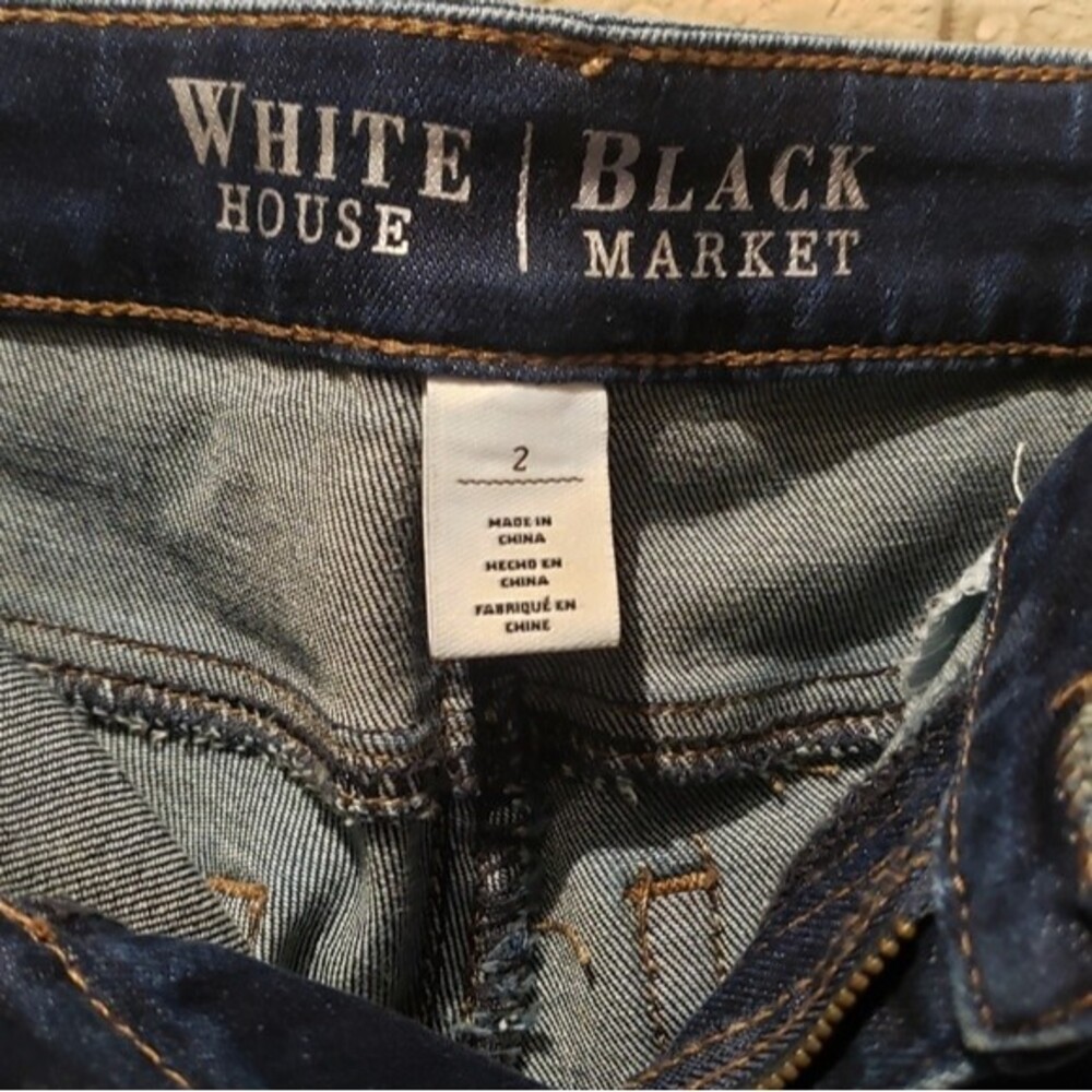 White House Black Market Cropped Acid Wash Jeans Size 2 - Picture 2 of 6